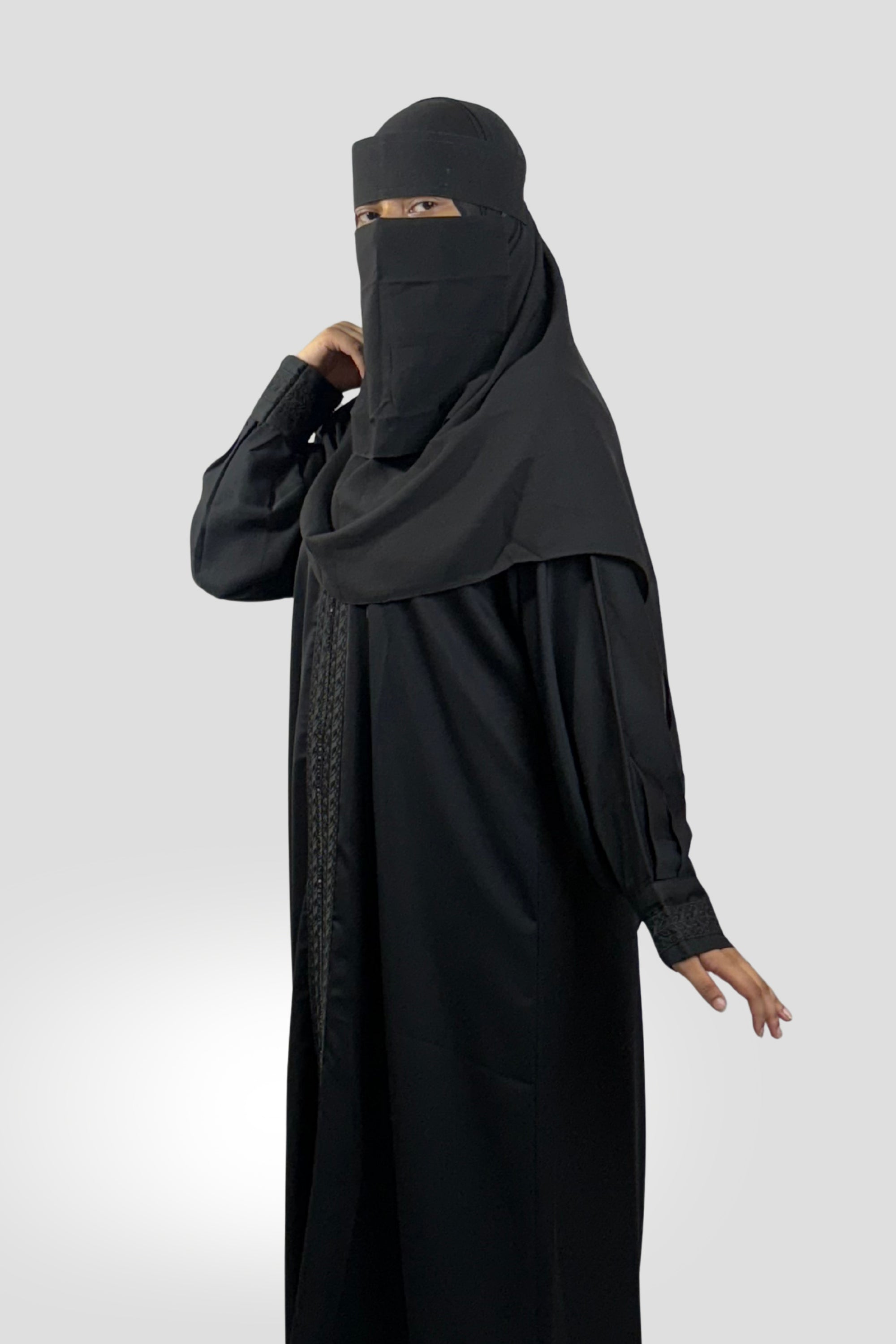 Classic Black Embroidered Abaya – Free Size | Premium Tiktok Fabric | Elegant Modest Wear