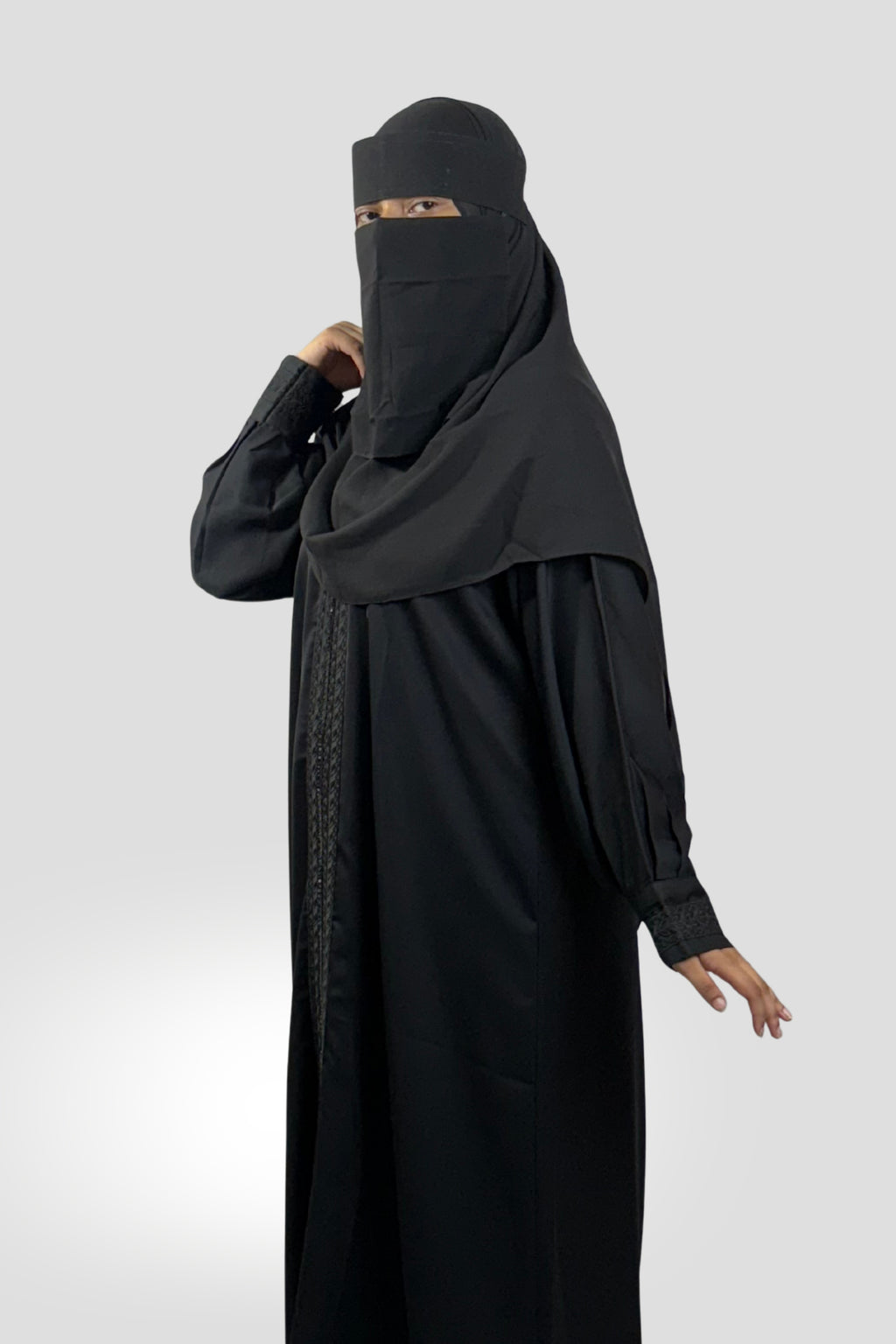 Classic Black Embroidered Abaya – Free Size | Premium Tiktok Fabric | Elegant Modest Wear
