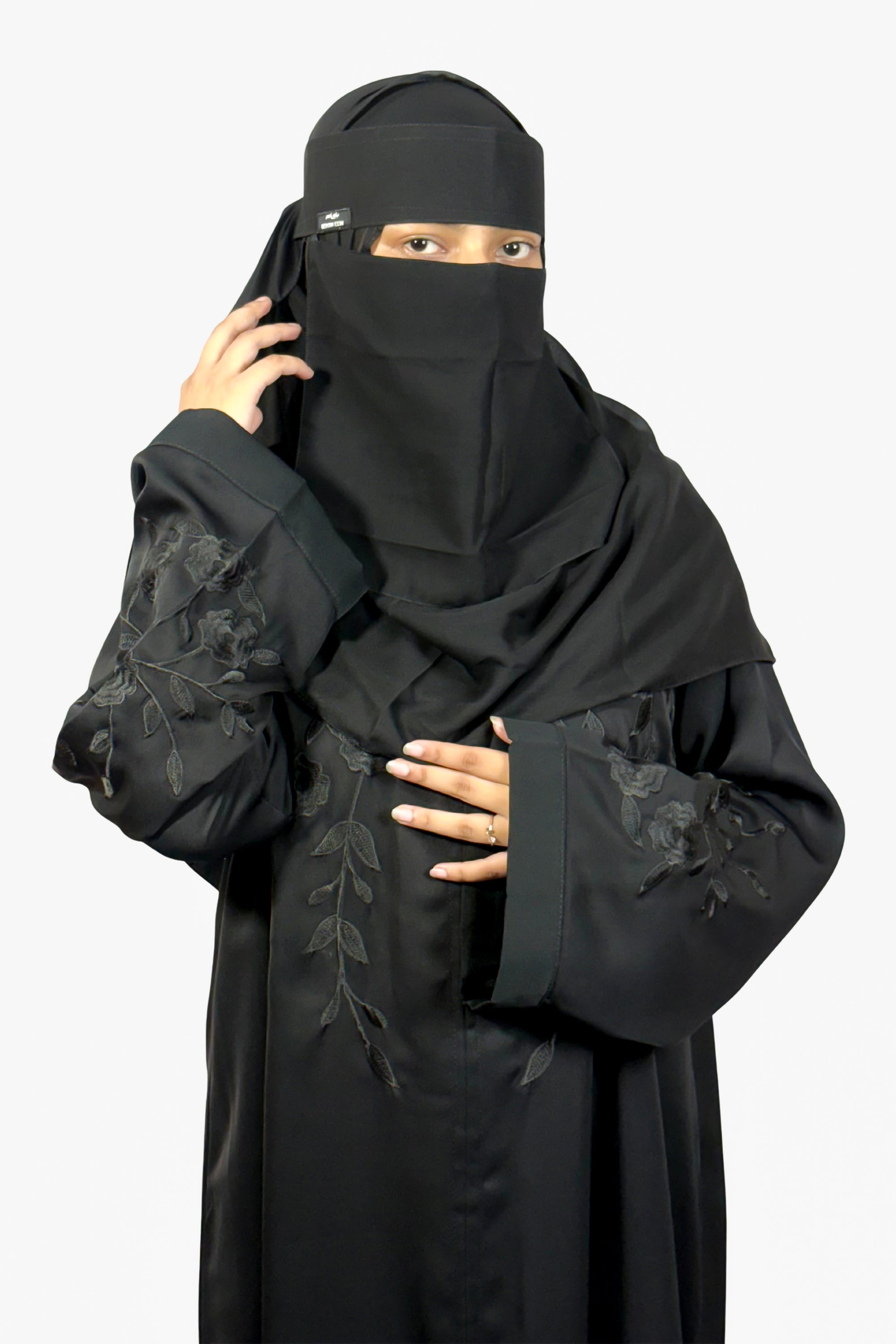 Elegant Black Abaya with Floral Embroidery – Free Size | Premium Fabric | Modest Wear