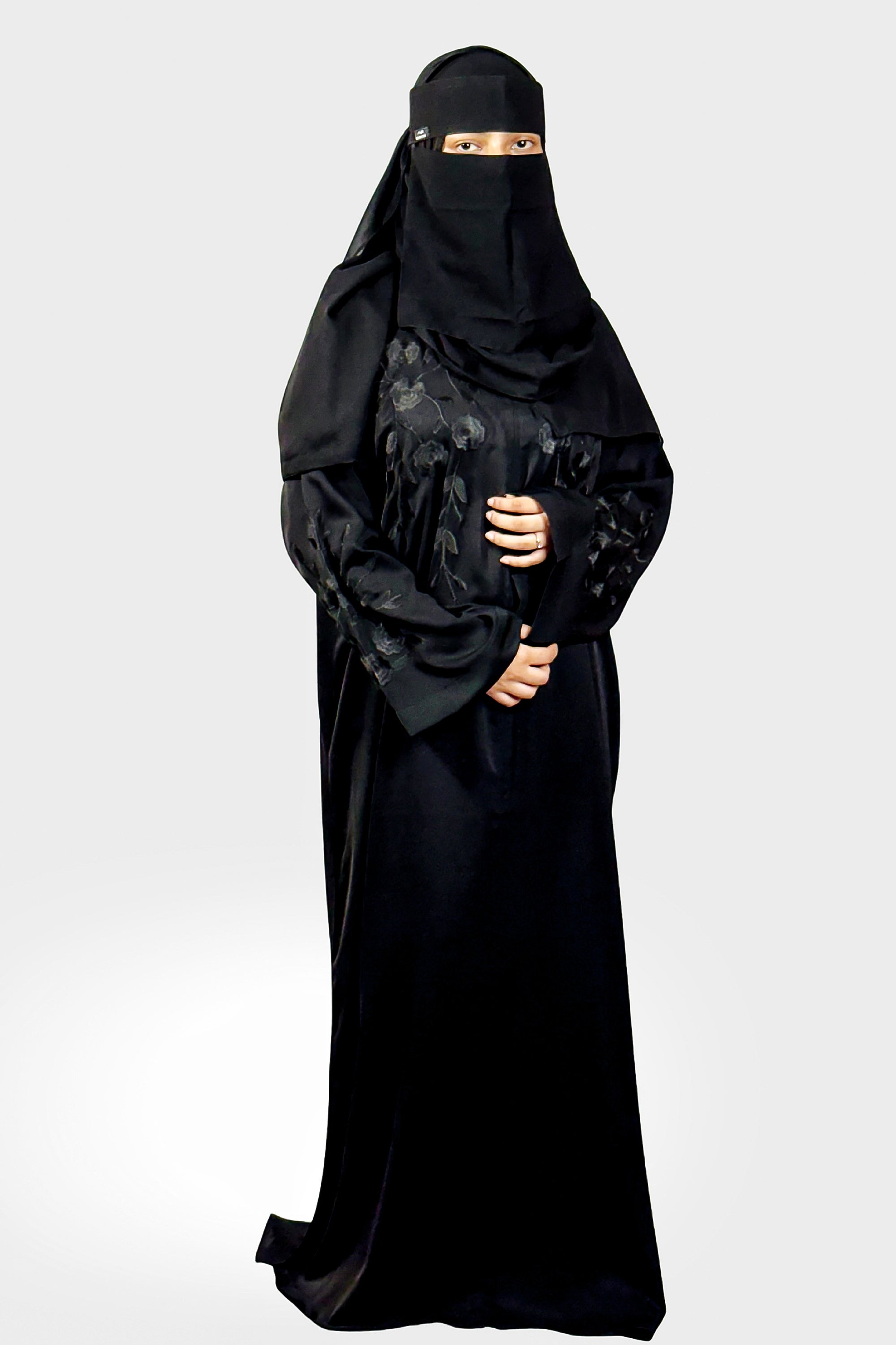 Elegant Black Abaya with Floral Embroidery – Free Size | Premium Fabric | Modest Wear